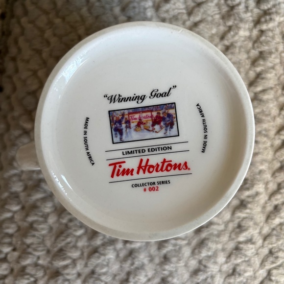 Tim Hortons Mug Winning Goal Hockey Limited Edition Collector Series #002 Player - Picture 5 of 6
